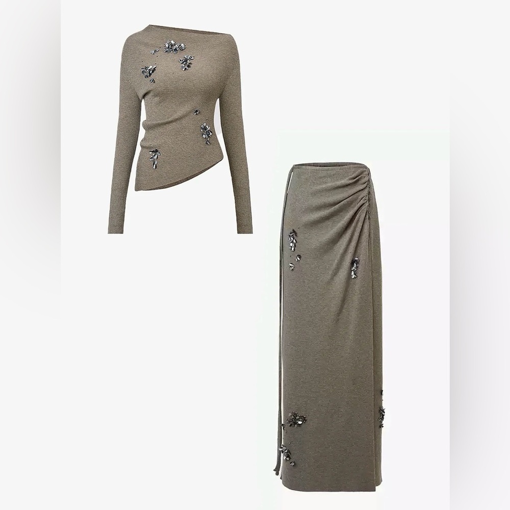Luxurious matching 2 piece knit sweater top & skirt embellished SET - Picture 1 of 14